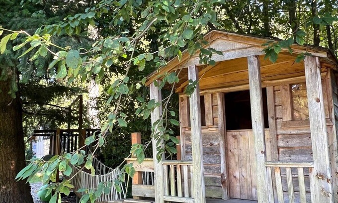 North Bend House | North Bend Retreat - w/hot tub and views of Mt Si
