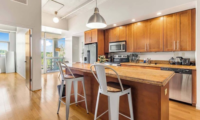 Ann Arbor Apartment | North Campus 2B2B | Free Parking