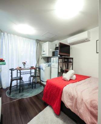 Yoyogi Hotel | North Cottage Studio Apartment with private entrance