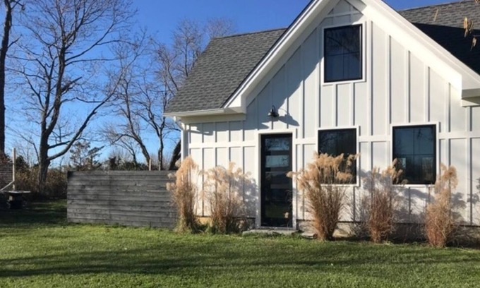 Aquebogue Apartment | NORTH FORK