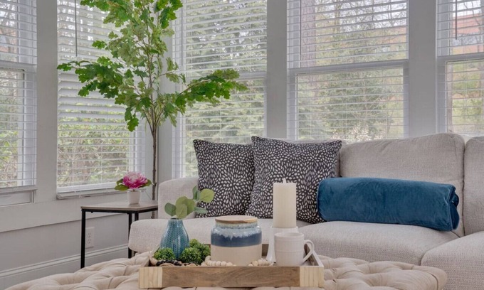 North Raleigh House | North Hill Gem; Renovated/Private/Pristine