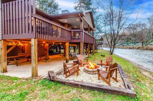 Sylva House | North River Views