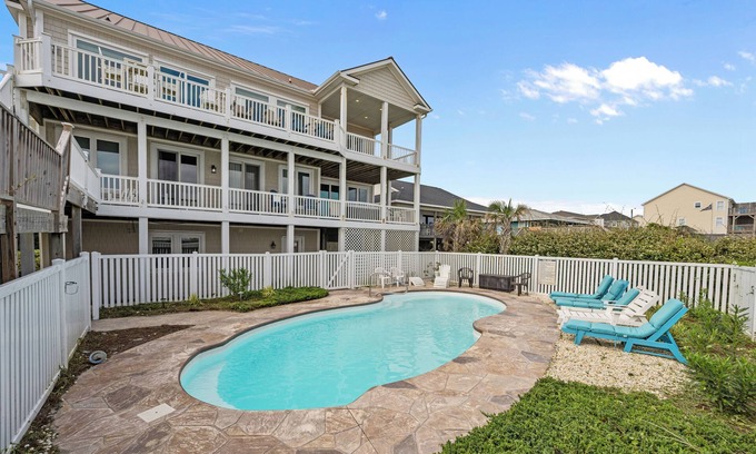 Surf City House | North Shore Paradise #199 - 7 BR, 7.5 BA Oceanfront Home w/Pool & Hot Tub