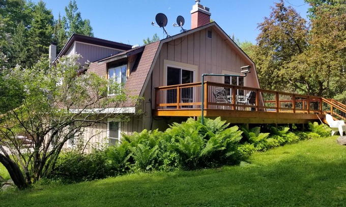 Duluth Cabin | North Shore Retreat: Fireplace, heated mattresses for winter, sauna and more!