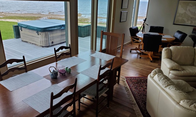 Cheboygan House | North Shore Retreat