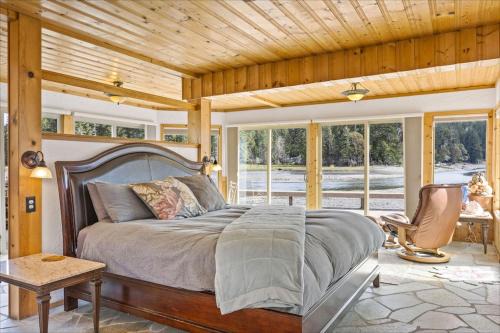 Tahuya House | North Shore Serenity