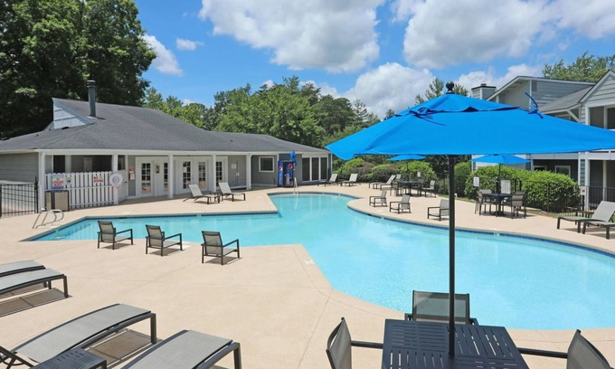 Winston - Salem Apartment | NorthcliffeForest 2BD 2