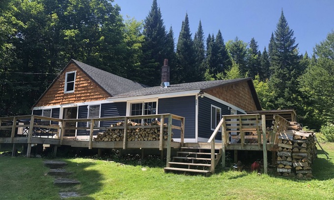 Clarksville House | Northen Camp for a quiet getaway.