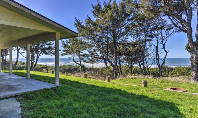 Smith River House | Northern California Home, Steps to Pelican Beach!