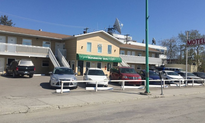 Yellowknife Hotel | Northern Lites Motel