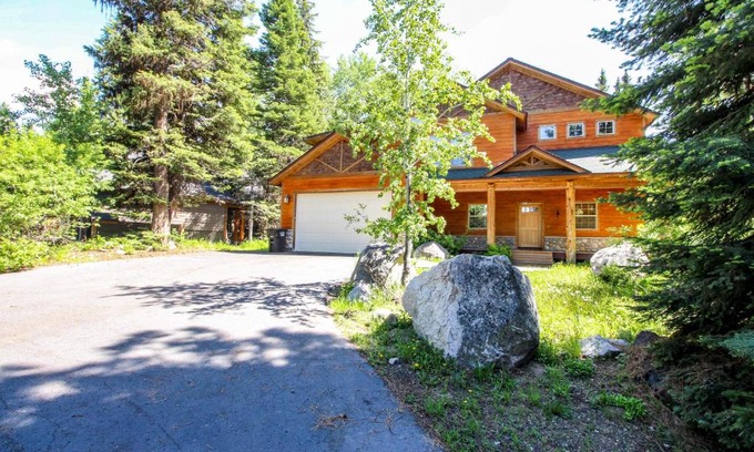 McCall House | Northern Moose Lodge
