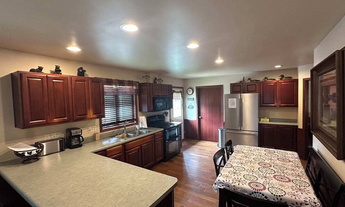 Minocqua Apartment | Northern Resort #17 S