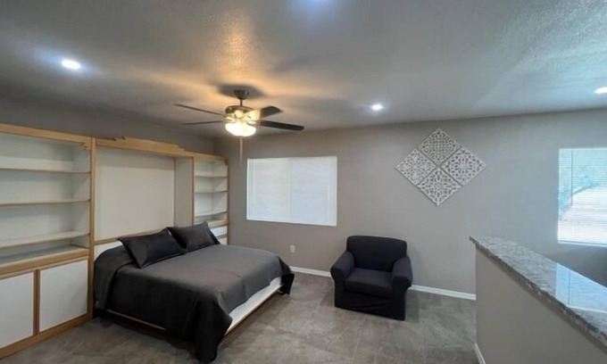 Tucson House | Northwest 1BR Jr. Suite with Laundry and Parking