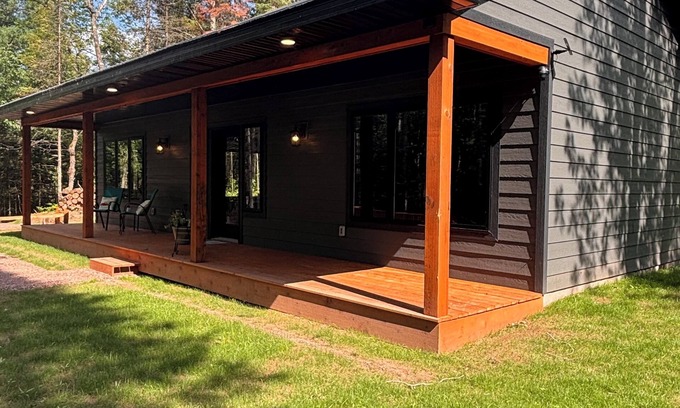Mellen Cabin | Northwoods Cabin Getaway – Perfect for Hiking, Waterfalls, UTV/ATV & More!