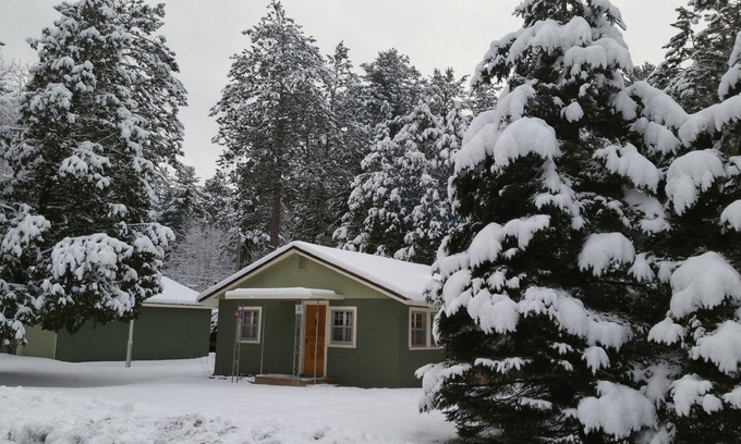 Northwoods Beach House | Northwoods Cabin w/Bunkhouse, Garages & located in Lake Country!