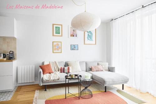Mellinet Apartment | Nouveau - Harmonia