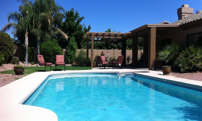 Arabian Views House | NOV & DEC RATE SPECIAL! BOOK NOW! PRIV POOL & JAC. CLOSE 2 SHOPS & GOLF!