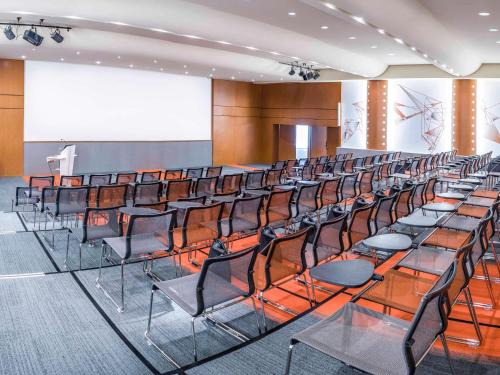 Rueil-Malmaison Hotel | Novotel Paris Rueil Malmaison
