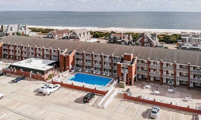 Admiral Estates Condo | Now accepting bookings for off season and 2024 rentals.