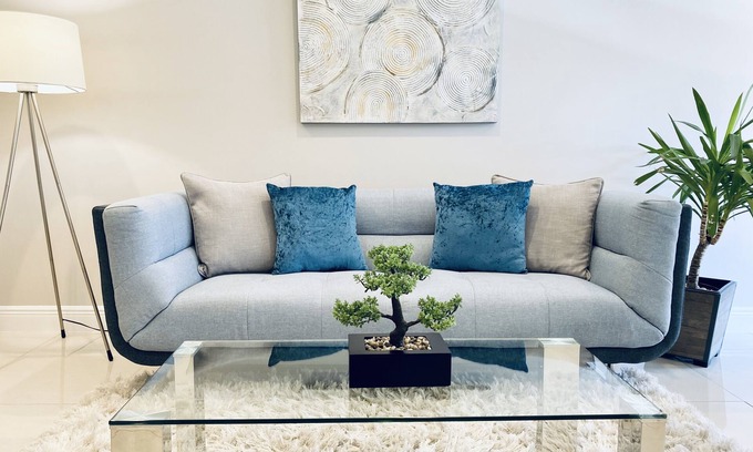 Pompano Beach Apartment | NOW ALSO MONTH TO MONTH LUXURY VACATION RENTAL - 3 MINUTES WALK TO THE BEACH