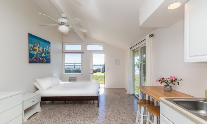 Montauk Apartment | Now Renting For Full Extended 2020 Season Plus Available Boat Slips