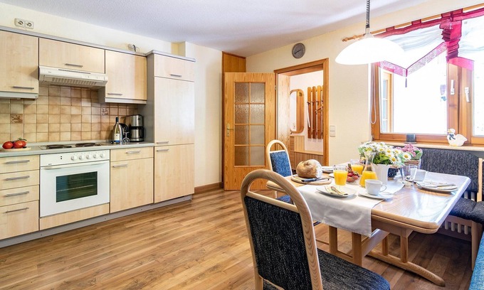 Bad Rippoldsau-Schapbach Apartment | NR-Ferienwohnung mit ca. 70qm, 2 Schlafräume, für maximal 5 Personen