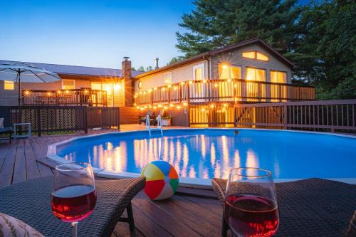 Summerlee House | NRG Retreat Pool, Games, Theater and Rock Walls