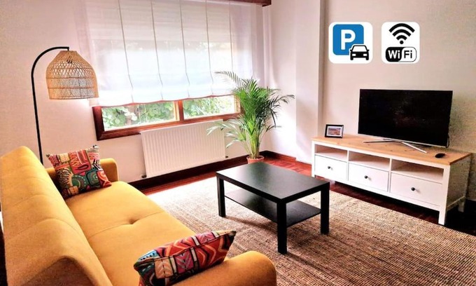Basurtu Apartment | Nuevo, luminoso y céntrico. Parking gratis