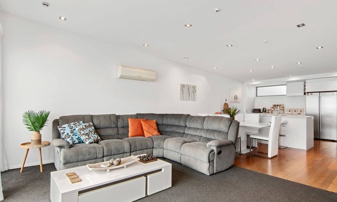 Picton Cottage | Number 4 on The Moorings - Picton Holiday Apartment