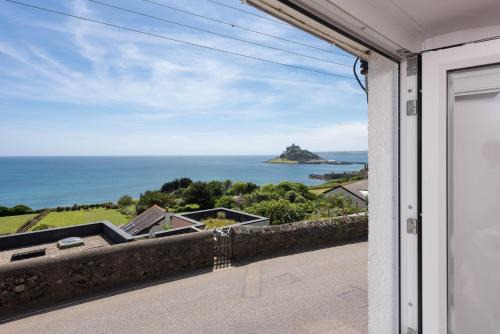 Marazion House | Nutshell, Marazion