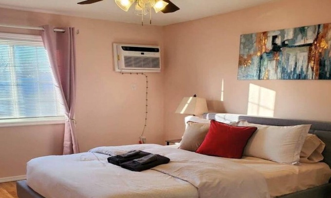 East New York Apartment | NYC 3-Bedroom apartment minutes from JFK w/wifi