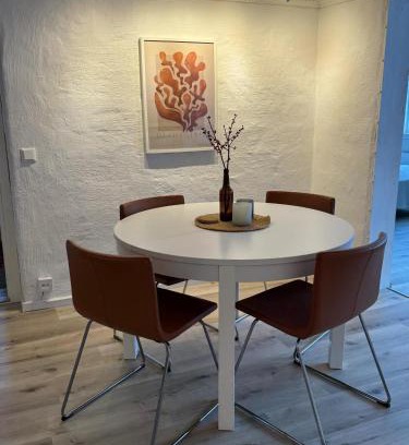 Bankeryd Apartment | Nyrenoverad 2-rummare 10 min från Jönköping