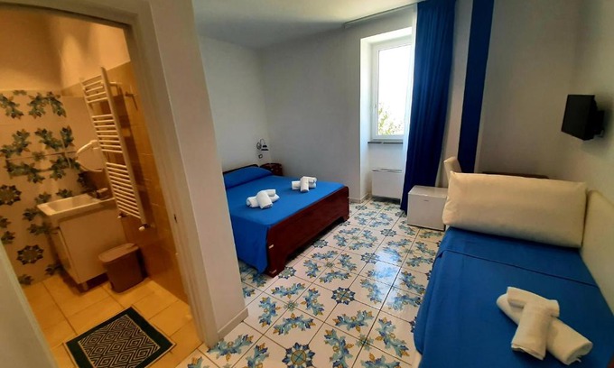 Palinuro House | O Guarracino Rooms