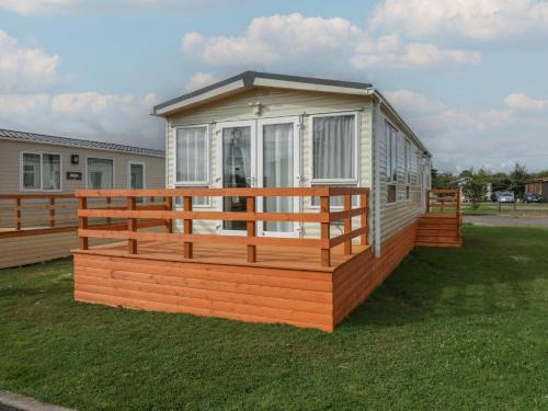 Denny House | Oak