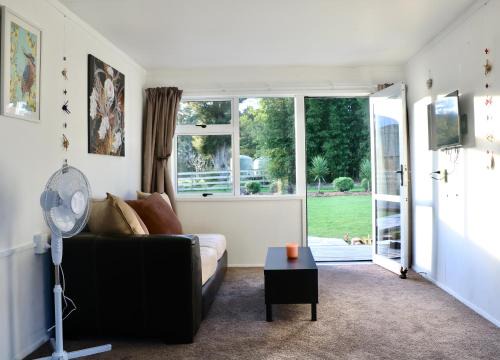 Taheke Ski Chalet | Oak Lodge