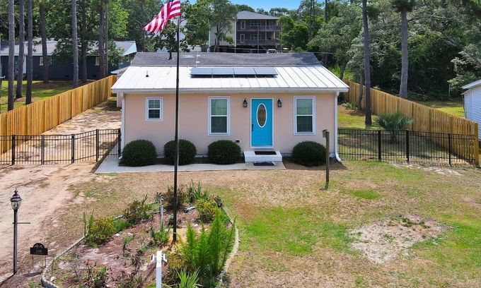 Yaupon Beach House | "Oak & Olive" 2 Bedroom 2 Bath PET FRIENDLY Home!