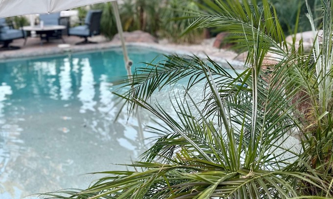 Las Vegas House | Oasis 3 Beds House Heated Pool, close to Strip and Fremont St!