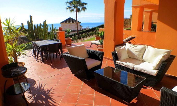 Manilva Condo | Oasis Costa del Sol/Sotogrande - 4 minutes walk to the beach - Amazing Views