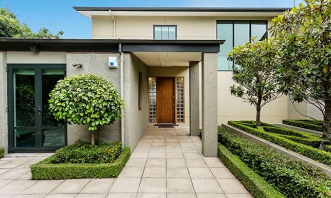 Musselburgh House | Oasis on Belmont Lane