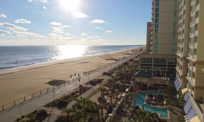 Northeast Virginia Beach Condo | OBC - 2BR/2BA Suite - City View - Multiple Pools and Amenities!