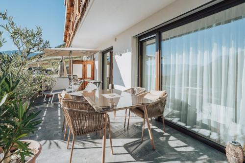Rifiano Apartment | Oberegghof Ferienwohnung Garten