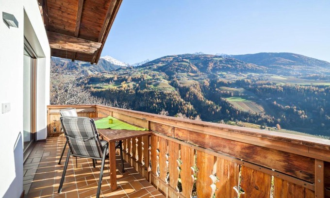 Rifiano Apartment | Oberegghof Ferienwohnung Hirzer