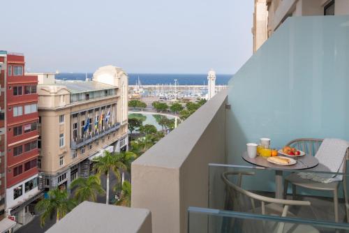 Santa Cruz de Tenerife Apartment | OBSIDIAN Ático Tagoro
