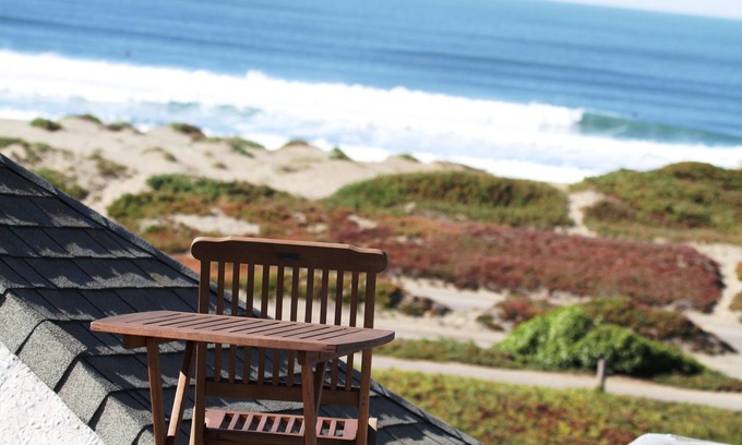Parkside Condo | Ocean Beach Penthouse available April 19 to May 18