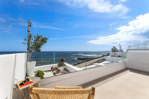 Arrieta Apartment | Ocean Confort PAD by Escape Home