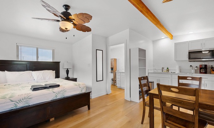 Pupukea Apartment | Ocean Front Extra Large Studio Sleeps 7 w Sofa Bed