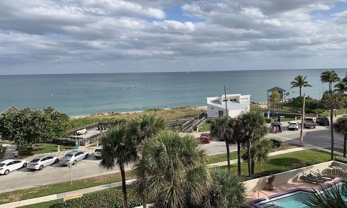 Deerfield Beach Condo | Ocean Front Penthouse Condo Deerfield Beach, Florida - 3 Month Rentals