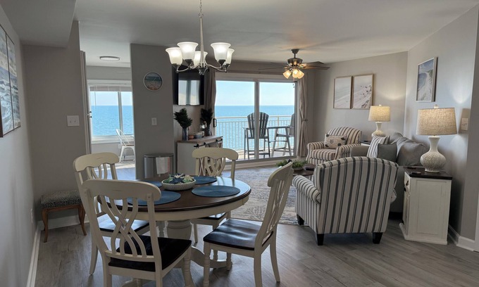 North Myrtle Beach Condo | Ocean front penthouse 2bed, 2bath newly renovated. Beautiful ocean front views!