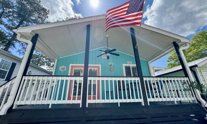 Surfside Beach House | Ocean Lakes, Golf Cart, Pet Friendly 1647