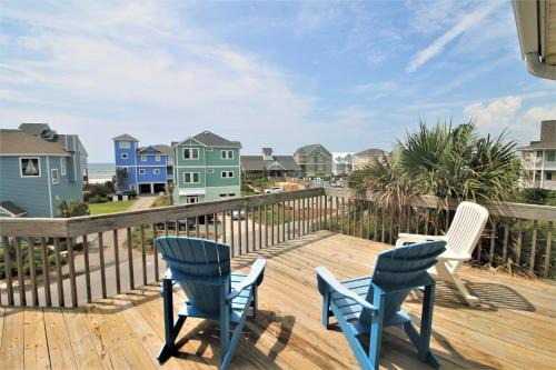 Village of Stump Sound House | Ocean Lookout